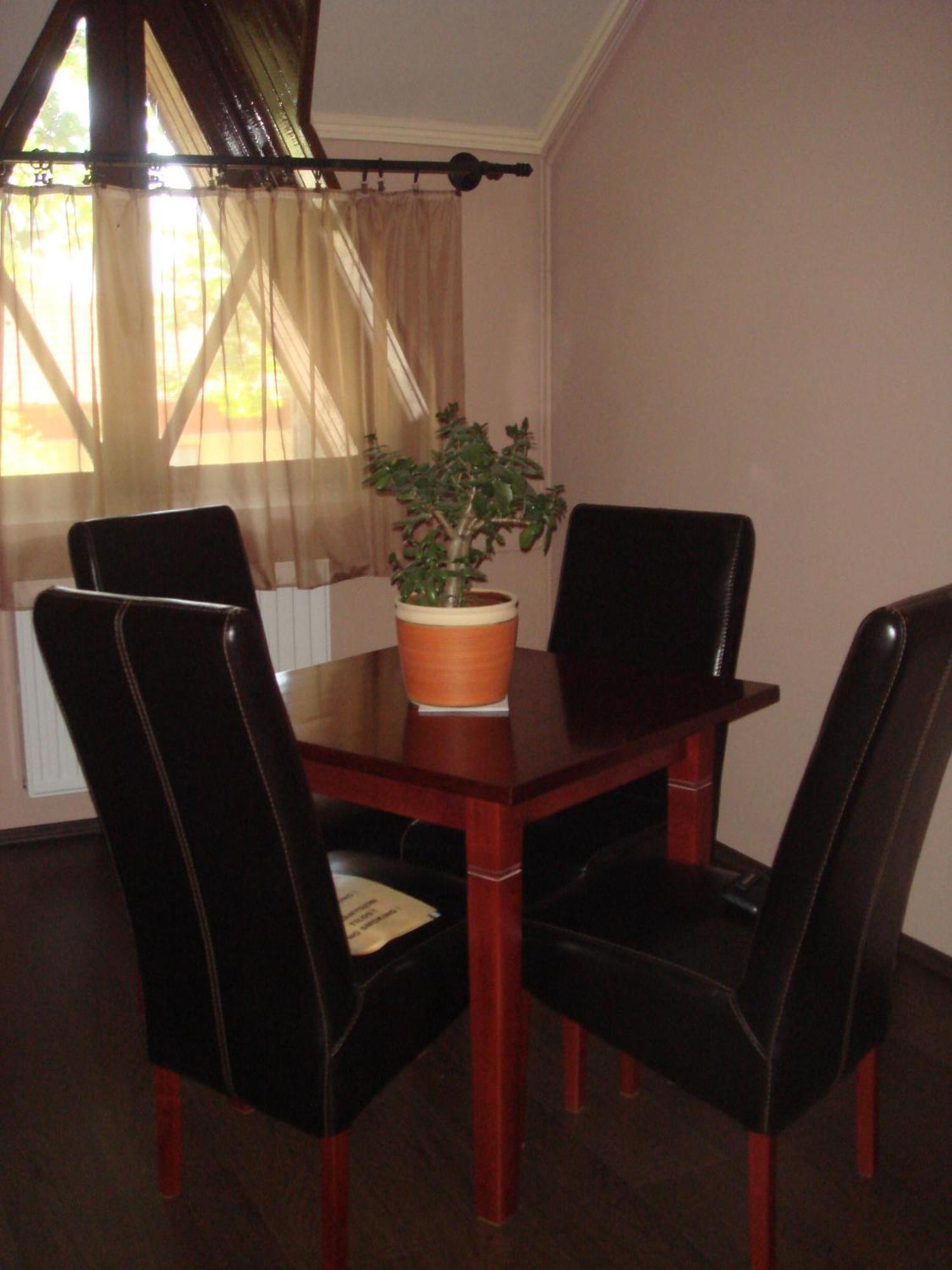 Platan Panzio Bed & Breakfast Nagyszenas Luaran gambar